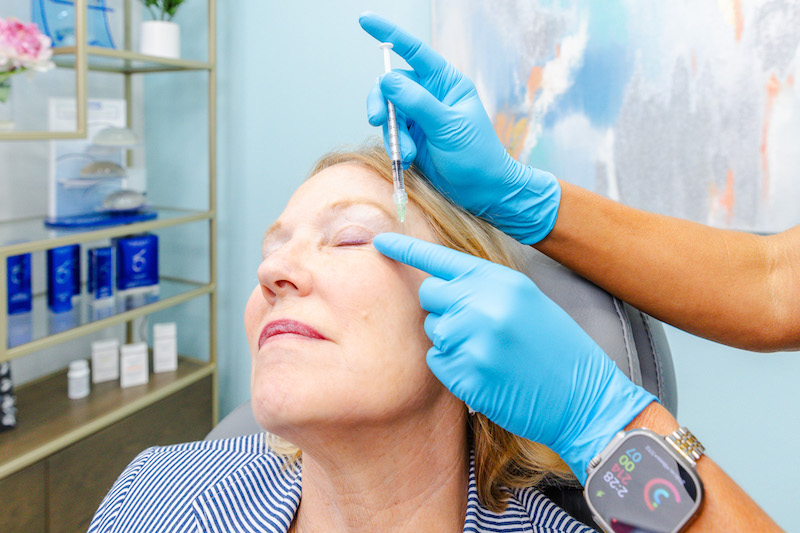 A Cosmetic Surgery Affiliates provider is injecting Botox near Ponte Vedra Beach.