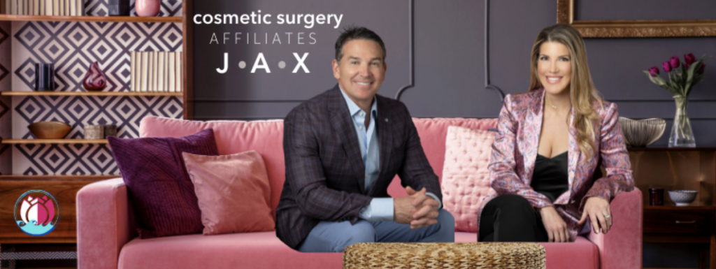 Dr. Nuveen and Dr. Caplin sit down on a couch as they describe the treatment process for weight loss injections in Jacksonville.